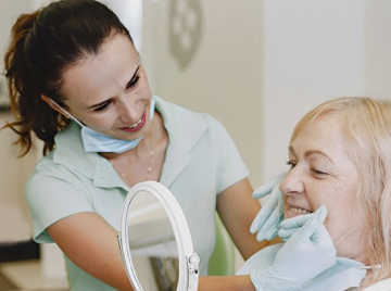 Why Good Oral Hygiene Is Particularly Necessary for Older Adults